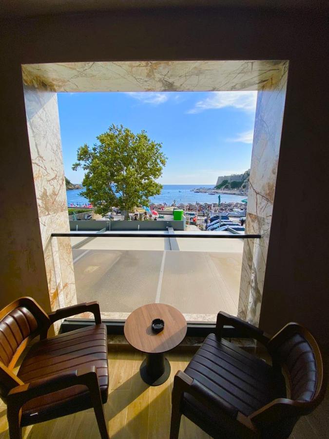 Marinus Hotel 울친 외부 사진